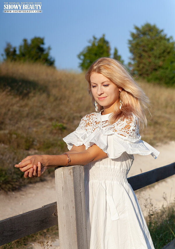 Галина, 32 года, 0 размер груди